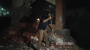 ময়মনসিংহে বঙ্গবন্ধুর ম্যুরাল ভাঙচুর