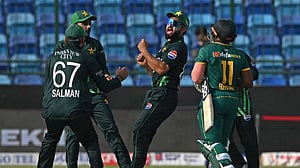 পাকিস্তানের ৩ ক্রিকেটারের শাস্তি