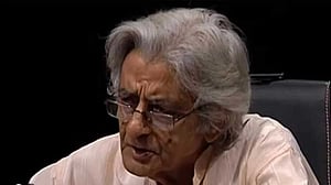 বছর ঘুরে ফের হাসপাতালে প্রতুল মুখোপাধ্যায়