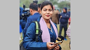 সড়ক দুর্ঘটনায় আহত রাজশাহীর সাংবাদিক মাসুমা মারা গেছেন