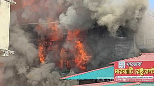 সাজেকে ভয়াবহ আগুন, পুড়েছে ২০ রিসোর্ট