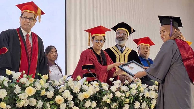 শুধু ‘সোশ্যাল মিডিয়ায় পোস্ট দিলেই’ সমাজ বদলাবে না: পরিবেশ উপদেষ্টা