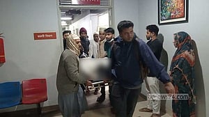 আশুলিয়ায় আগুন লেগে তিন শিশুসহ ১১ জন দগ্ধ
