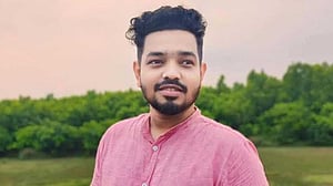 অভিনেতা শাহবাজ সানী মারা গেছেন