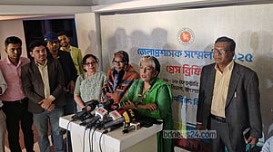 অসম্পূর্ণ সংস্কারের দায় রাজনীতিকদেরও নিতে হবে: শারমীন মুরশিদ
