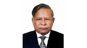 সাবেক তত্ত্বাবধায়ক সরকারের উপদেষ্টা শওকত আলী আর নেই