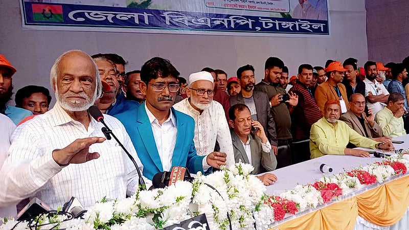 আমরা সংস্কারে পড়ে থাকতে চাই না: মঈন খান