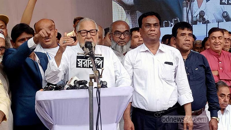 সংস্কার খায় না মাথায় দেয়, প্রশ্ন নজরুল ইসলাম খানের