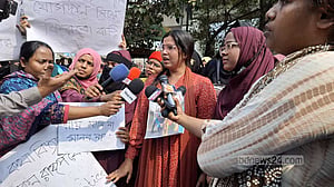 নিয়োগ বাতিল: ফের শাহবাগে অবস্থানের ঘোষণা প্রাথমিকের চাকরিপ্রত্যাশীদের