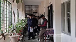 এক সপ্তাহ পর ক্লাসে ফিরেছে তিতুমীর