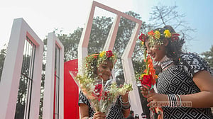 ফুলেল শ্রদ্ধায় ভাষা শহীদদের স্মরণ
