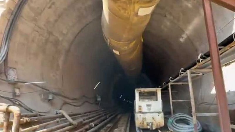 ভারতের তেলেঙ্গানায় টানেল ধসে ৮ শ্রমিক আটকা