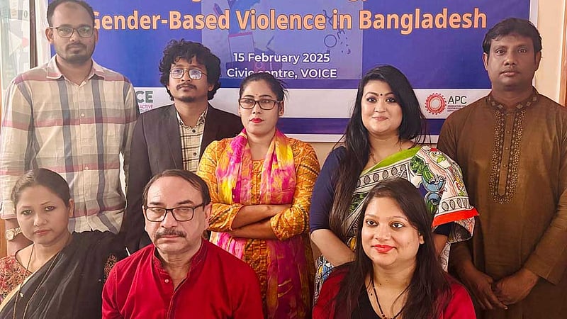 বেশি সাইবার হামলার শিকার ‘আদর্শগত’ পেশার নারীরা: জরিপ