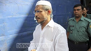 ১০ ট্রাক অস্ত্র: অস্ত্র আইনের মামলাতেও বাবর খালাস, মুক্তিতে ‘বাধা নেই’