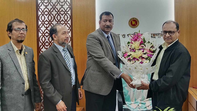 প্রাথমিক ও গণশিক্ষা মন্ত্রণালয়ে নতুন সচিব