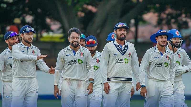 ইসমাতের ইতিহাস গড়া সেঞ্চুরি, রাশিদের ৬ উইকেটে জয়ের পথে আফগানিস্তান