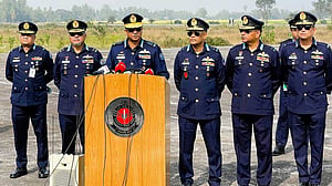 বগুড়া বিমানবন্দর সংস্কার ও সম্প্রসারণে একমত বিমান বাহিনী ও বেবিচক