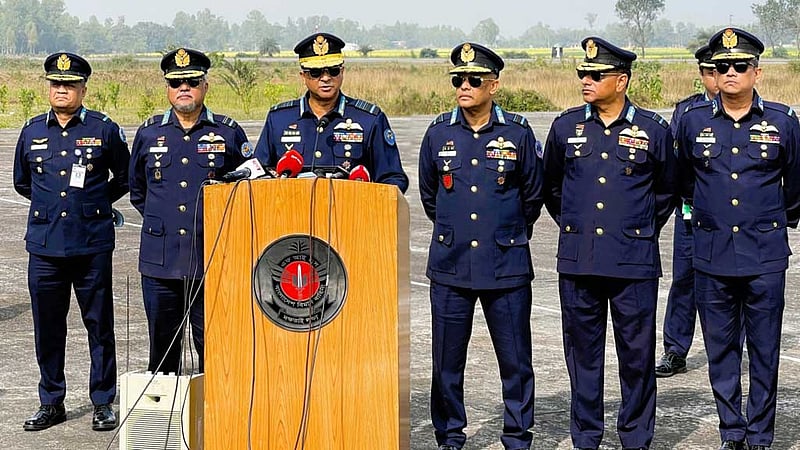 বগুড়া বিমানবন্দর সংস্কার ও সম্প্রসারণে একমত বিমান বাহিনী ও বেবিচক