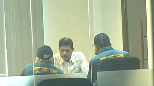 বিএবির ব্যাংক হিসাবে দশ বছরে ‘১৭৫ কোটি টাকার চাঁদা’