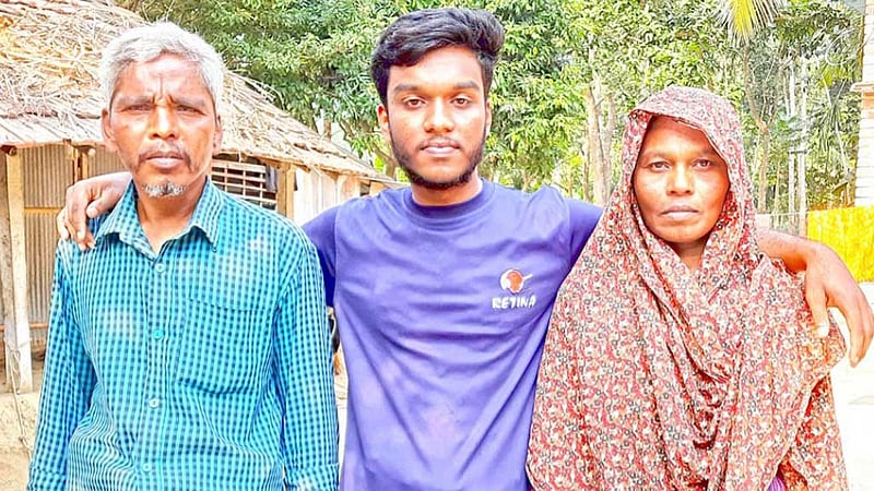 মেডিকেলে ভর্তির সুযোগ পেয়েও দুশ্চিন্তায় মেহেদী ও পরিবার