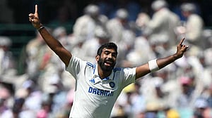 প্রথমবার টেস্টের বর্ষসেরা বুমরাহ