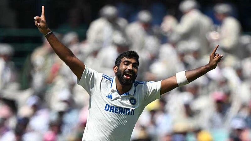 প্রথমবার টেস্টের বর্ষসেরা বুমরাহ