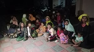 ভাসানচর থেকে পালিয়ে সীতাকুণ্ডে এসে ধরা ৪৫ রোহিঙ্গা