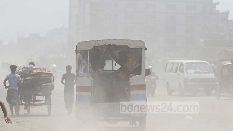 ঢাকার বাতাস ‘অস্বাস্থ্যকর’, দূষণ নিয়ন্ত্রণে মোবাইল কোর্ট