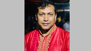 শেখ হাসিনার এপিএস লিকুর সম্পদ জব্দ, ব্যাংক হিসাব অবরুদ্ধ