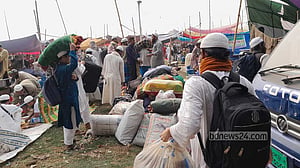 ইজতেমার পরিপূর্ণ ময়দানে আমবয়ান শুরু