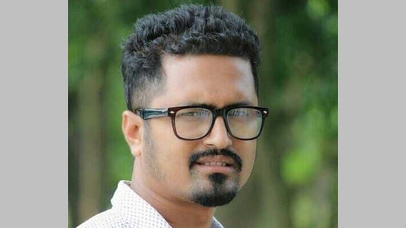 গাজীপুরে শিক্ষককে পিটুনি: যুবদল নেতা বহিষ্কার, ছাত্রদল নেতা বহাল তবিয়তে