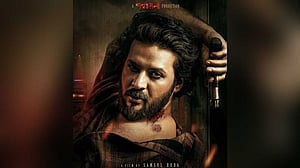 'গোলাপ' হয়ে আসছেন নিরব
