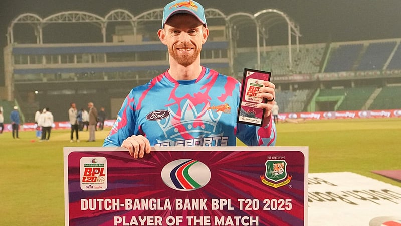 বিপিএলের চমক ক্লার্ক এর চেয়েও বড় ছক্কা মারেন ইংল্যান্ডে