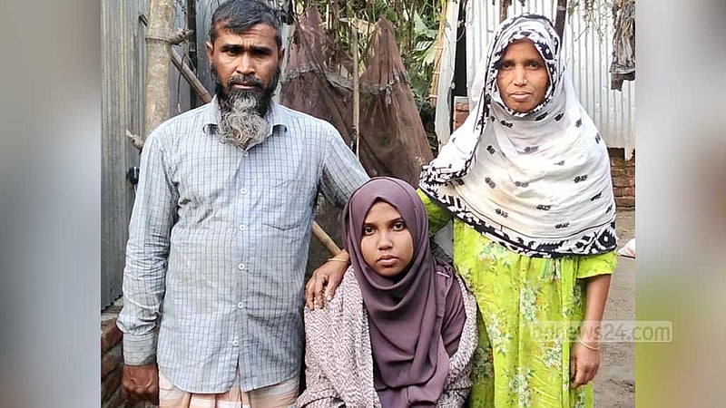 মেডিকেলে ভর্তির সুযোগ পেয়েও দুশ্চিন্তায় লালমনিরহাটের মিম