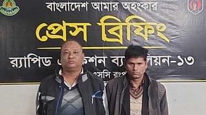 লালমনিরহাটে সাবেক ও বর্তমান মেম্বার গ্রেপ্তার, ইয়াবা উদ্ধার