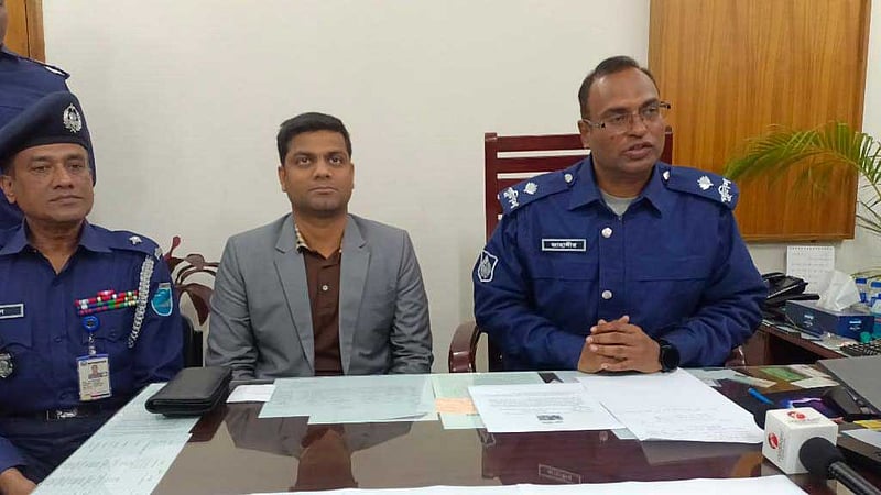 মাদারীপুরে ‘সোনার গহনা কেড়ে নিতে’ বৃদ্ধাকে খুন, দাবি পুলিশের