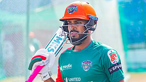 বিপিএলে যে কারণে ওপেনিংয়ে মিরাজ