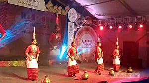 মৌলভীবাজারে নৃ-গোষ্ঠীর ‘হারমোনি উৎসব’ ঘিরে বসেছে মিলনমেলা
