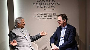 ফেইসবুকে ভুয়া তথ্য ছড়ানো বন্ধে পদক্ষেপ চাইলেন প্রধান উপদেষ্টা