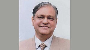 ব্যবসায়ী হত্যা মামলায় মোস্তফা জালাল মহিউদ্দিনের পাঁচ দিনের রিমান্ড