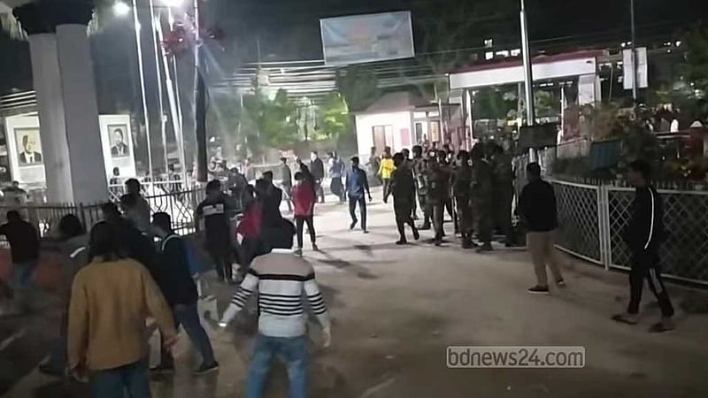 আনন্দ মোহন কলেজে ছাত্রদলের সঙ্গে শিক্ষার্থীদের সংঘর্ষ, পাল্টাপাল্টি ধাওয়া