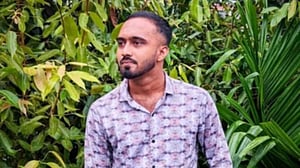 নরসিংদীতে পরীক্ষা দিতে আসা ছাত্রলীগ নেতাকে মারধরের অভিযোগ