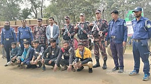 সোমেশ্বরী থেকে বালু উত্তোলন: নেত্রকোণায় ৭ জনকে জেল-জরিমানা