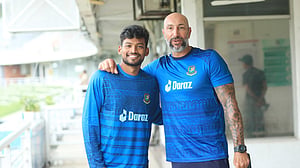 চ্যাম্পিয়ন্স ট্রফির আগে চাকরি ছাড়লেন বাংলাদেশের সহকারী কোচ