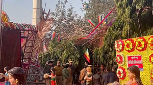 ভারতের উত্তর প্রদেশে ধর্মীয় অনুষ্ঠানের মঞ্চ ভেঙে নিহত ৭