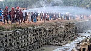 রাঙামাটিতে তিন ইটভাটা বন্ধের নির্দেশ, দেড় লাখ টাকা জরিমানা