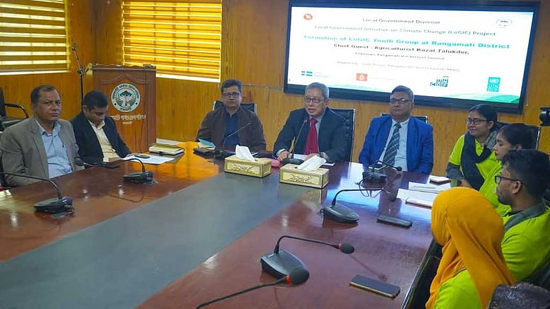 সেগুন গাছের কারণে ঝিরি-ঝর্ণা শুকিয়ে যাচ্ছে: রাঙামাটি জেলা পরিষদ চেয়ারম্যান