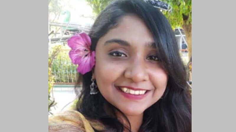 পরীক্ষা না দিয়েও পাস ছাত্রলীগ নেত্রী, তদন্তে কমিটি