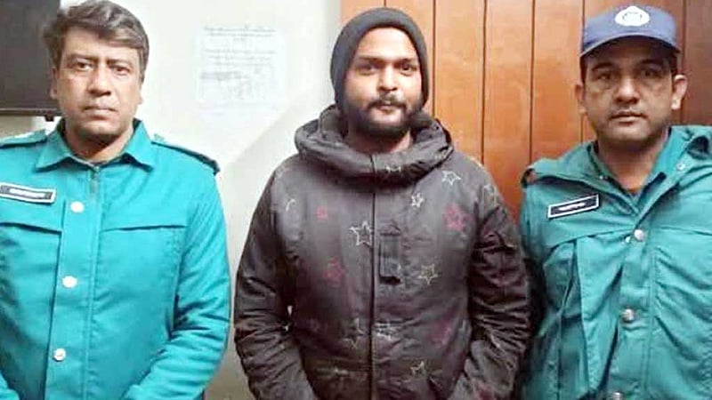 রংপুরে হত্যা মামলার আসামি ছাত্রলীগ নেতা অস্ত্রসহ গ্রেপ্তার