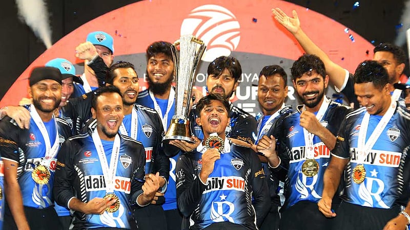 দুই ট্রফি নিয়ে রংপুরে উৎসব করবে রংপুর রাইডার্স